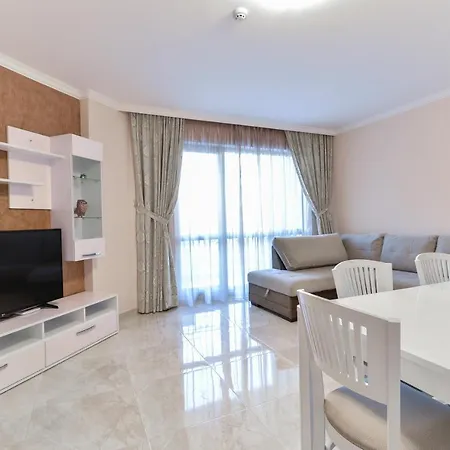 Florence Boutique 아파트호텔 4*