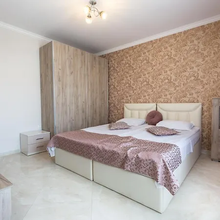Florence Boutique Hotel apartamentowy Święty Włas