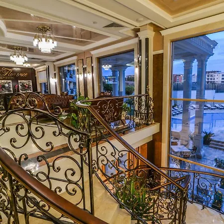 Florence Boutique Hotel apartamentowy 3*